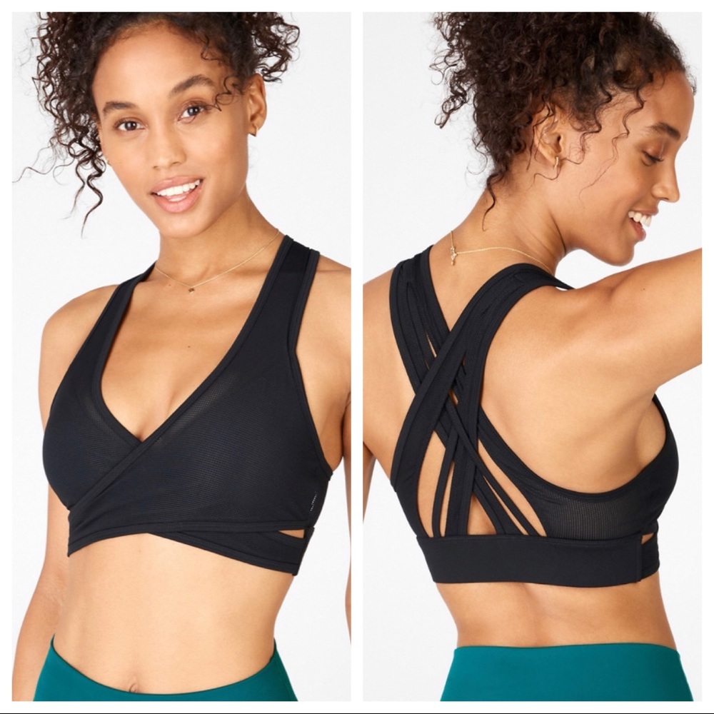 Fabletics XL ‘Faye Medium Support Sports Bra’ Black Strappy Wireless